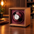 Remontoir à Montre Automatique – Cube Bordeaux™